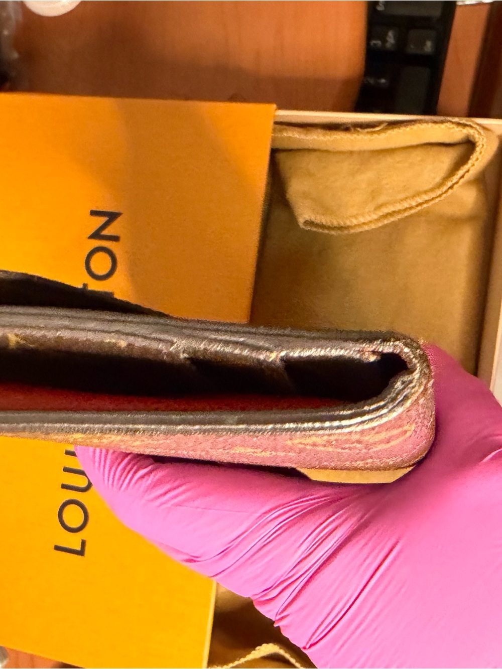 Pre-Owned Louis Vuitton Sarah Monogram Canvas Continental Wallet in Brown & Gold - Picture 7 of 13